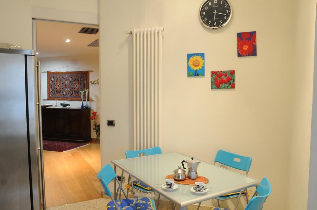 Zeus Rooms Superior Firenze Bagian luar foto